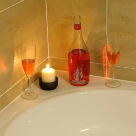 Orangehomes Two Bedroom Raday Str. Apartament *